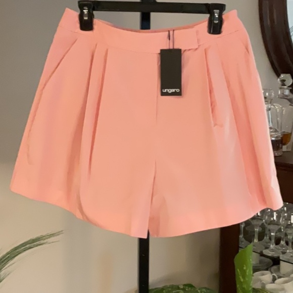 UNGARO - High Waist Pink Shorts with Pleated Design - NEW